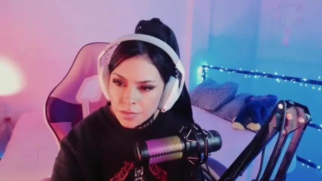 Image 10 of z_e_t_h_a Stream on Chaturbate on 15 months ago