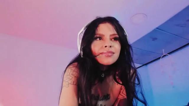 Image 12 of z_e_t_h_a Stream on Chaturbate on 15 months ago