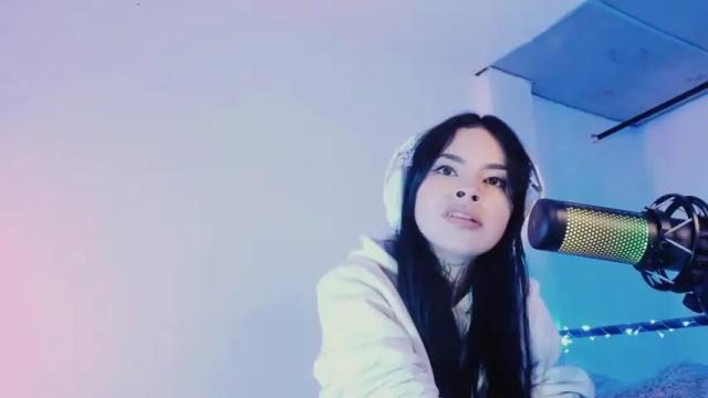 Image 12 of z_e_t_h_a Stream on Chaturbate on 15 months ago