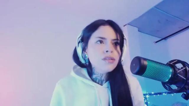 Image 6 of z_e_t_h_a Stream on Chaturbate on 15 months ago