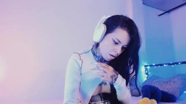Image 6 of z_e_t_h_a Stream on Chaturbate on 15 months ago