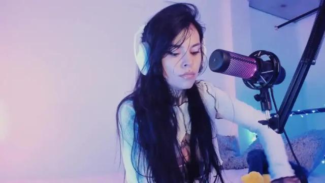 Image 8 of z_e_t_h_a Stream on Chaturbate on 15 months ago