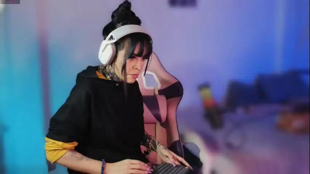 Image 12 of z_e_t_h_a Stream on Chaturbate on 2 months ago
