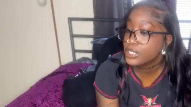 Image 4 of zadaraye Stream on Chaturbate on 12 days ago