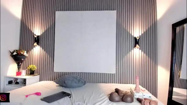 Image 11 of zafiiraa Stream on Chaturbate on 1 day ago
