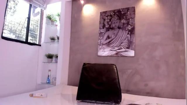 Image 4 of zafiiraa Stream on Chaturbate on 1 month ago