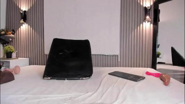 Image 4 of zafiiraa Stream on Chaturbate on 1 month ago