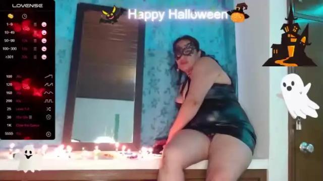 Image 12 of zafiro_wolf Stream on Chaturbate on 21 months ago