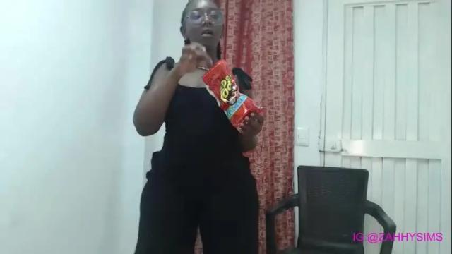 Image 2 of zahhysims Stream on Chaturbate on 6 months ago