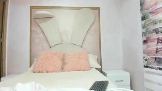 Image 10 of zaira_bigboobs4u Stream on Chaturbate on 15 months ago