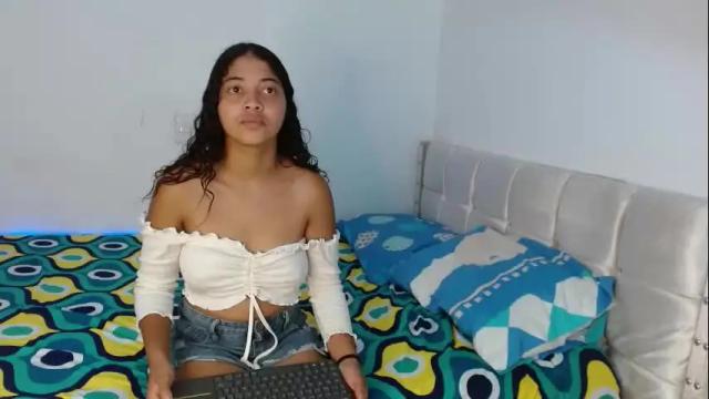 Thumbnail 1, zaira_glow's Stream at Chaturbate, 1 month ago