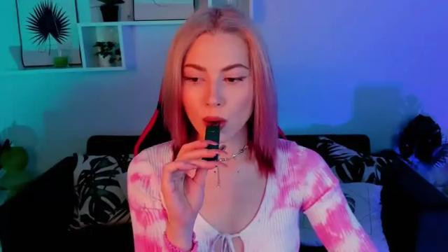 Image 10 of zairasmith Stream on Chaturbate on 16 months ago