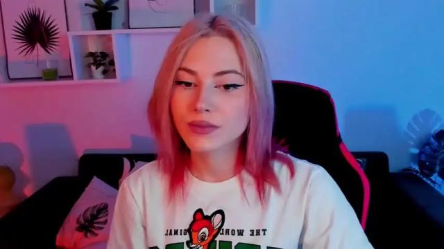 Image 12 of zairasmith Stream on Chaturbate on 16 months ago
