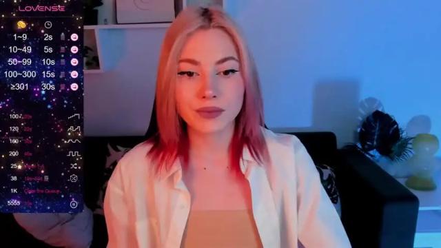 Image 3 of zairasmith Stream on Chaturbate on 16 months ago