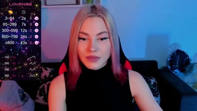 Image 6 of zairasmith Stream on Chaturbate on 16 months ago