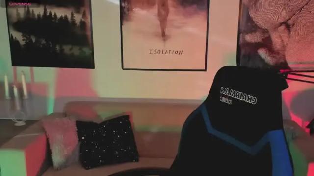 Image 3 of zairasmith Stream on Chaturbate on 15 months ago