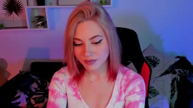 Image 6 of zairasmith Stream on Chaturbate on 15 months ago