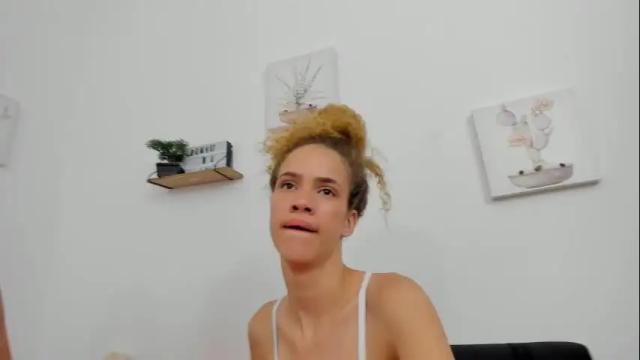 Image 11 of zammu_1992_ Stream on Chaturbate on 23 days ago
