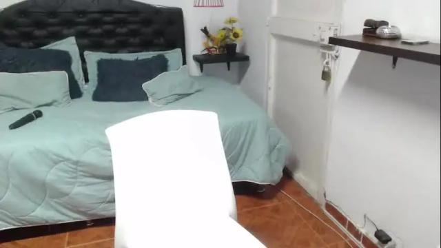 Image 12 of zamy_xx Stream on Chaturbate on 5 days ago