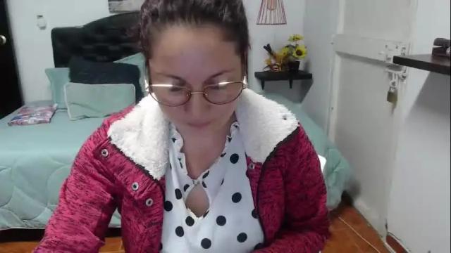 Image 2 of zamy_xx Stream on Chaturbate on 5 days ago