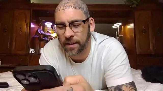 Image 4 of zanehammer Stream on Chaturbate on 17 months ago