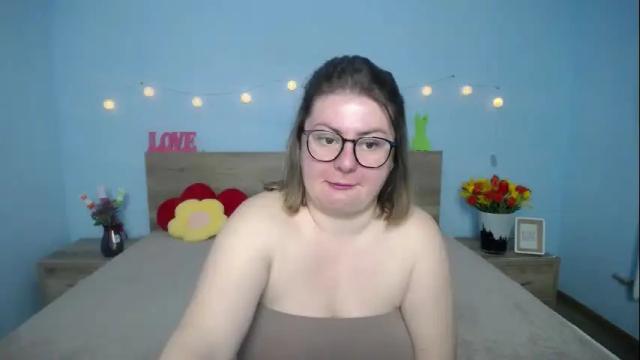 Image 2 of zannadreil Stream on Chaturbate on 1 month ago