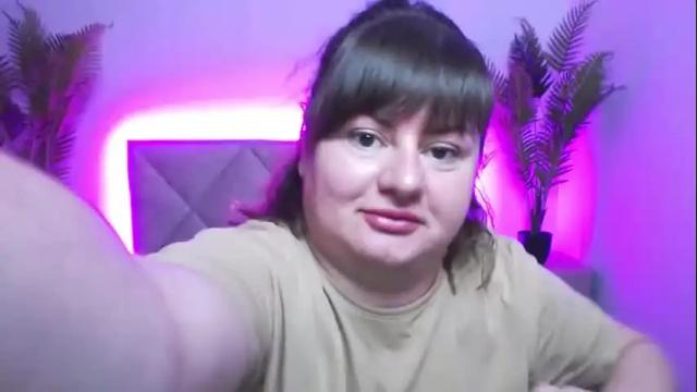 Image 3 of zannadreil Stream on Chaturbate on 1 month ago