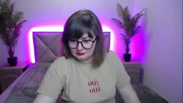 Image 2 of zannadreil Stream on Chaturbate on 1 month ago