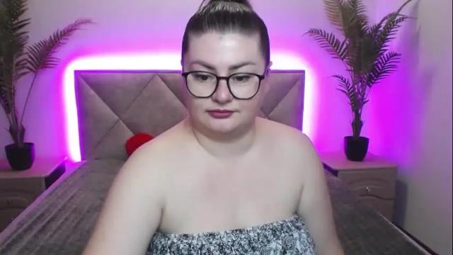 Image 12 of zannadreil Stream on Chaturbate on 28 days ago