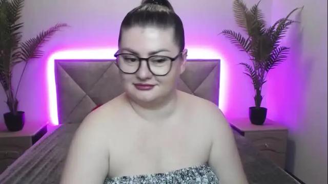Image 3 of zannadreil Stream on Chaturbate on 28 days ago