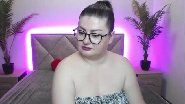 Image 4 of zannadreil Stream on Chaturbate on 28 days ago