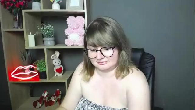Image 3 of zannadreil Stream on Chaturbate on 16 days ago