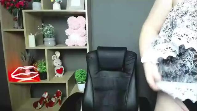 Image 6 of zannadreil Stream on Chaturbate on 16 days ago