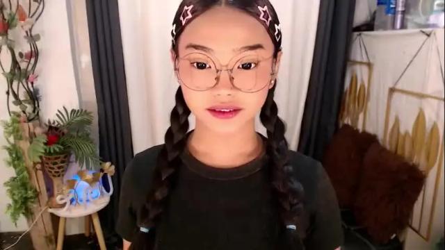 Image 2 of zaphiragoddess Stream on Chaturbate on 1 month ago