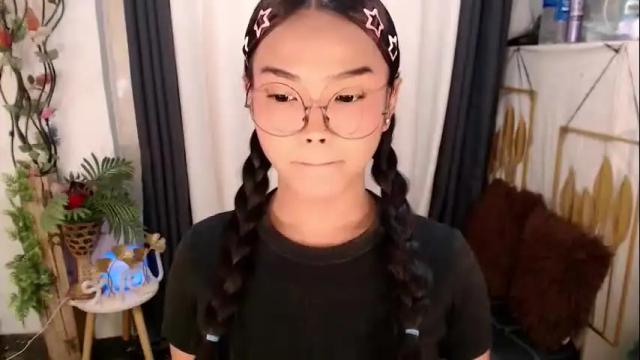 Image 3 of zaphiragoddess Stream on Chaturbate on 1 month ago