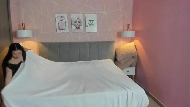 Image 2 of zara__sweet Stream on Chaturbate on 3 days ago