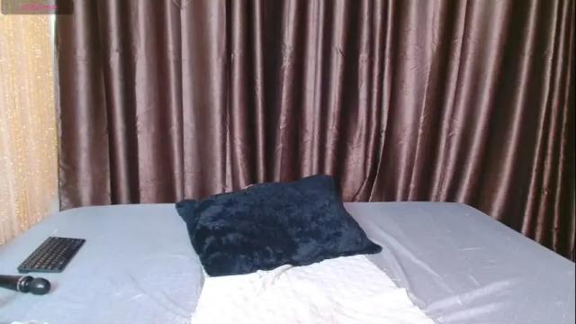 Image 3 of zara_lae Stream on Chaturbate on 4 months ago