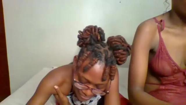 Image 12 of zara_lia Stream on Chaturbate on 17 months ago