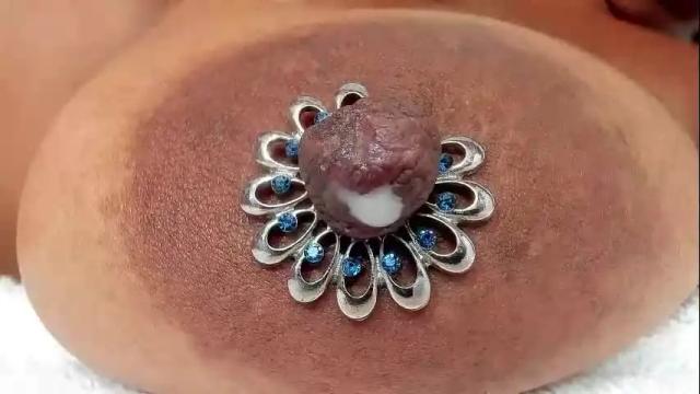Image 12 of zara_lopez Stream on Chaturbate on 1 month ago