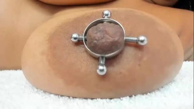 Image 4 of zara_lopez Stream on Chaturbate on 1 month ago