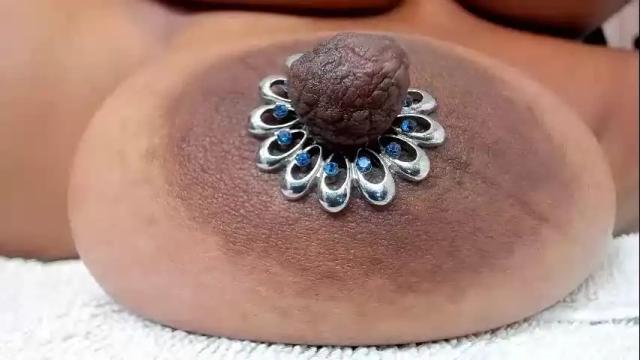 Image 10 of zara_lopez Stream on Chaturbate on 24 days ago
