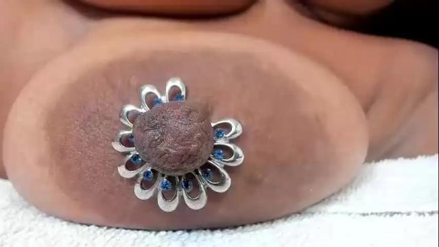 Image 12 of zara_lopez Stream on Chaturbate on 24 days ago