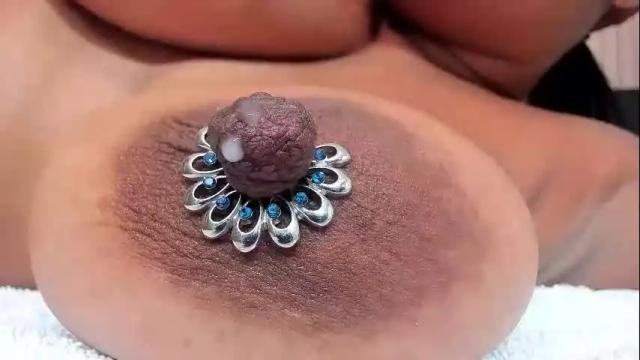 Image 12 of zara_lopez Stream on Chaturbate on 20 days ago