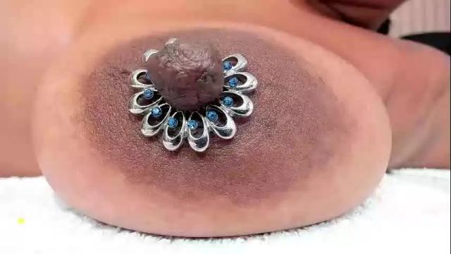 Image 4 of zara_lopez Stream on Chaturbate on 18 days ago