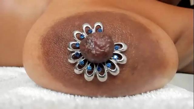 Image 12 of zara_lopez Stream on Chaturbate on 8 days ago