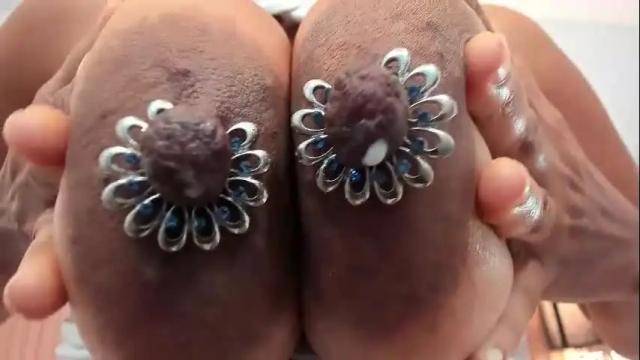Image 8 of zara_lopez Stream on Chaturbate on 1 month ago