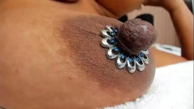 Image 4 of zara_lopez Stream on Chaturbate on 1 month ago