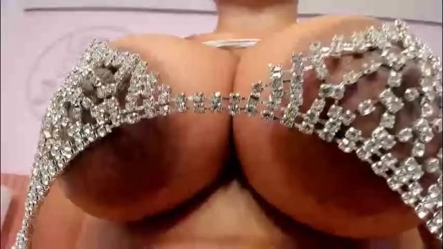 Image 12 of zara_lopez Stream on Chaturbate on 1 month ago