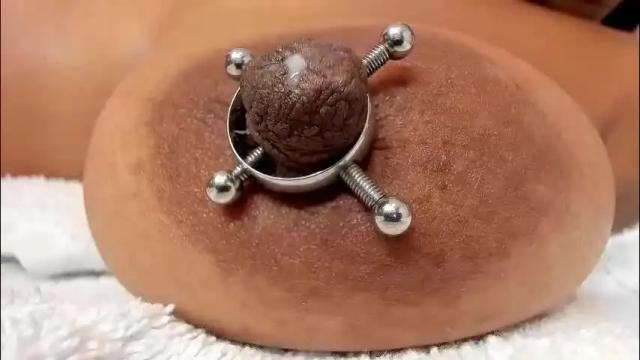 Image 3 of zara_lopez Stream on Chaturbate on 1 month ago