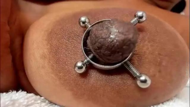 Image 4 of zara_lopez Stream on Chaturbate on 1 month ago